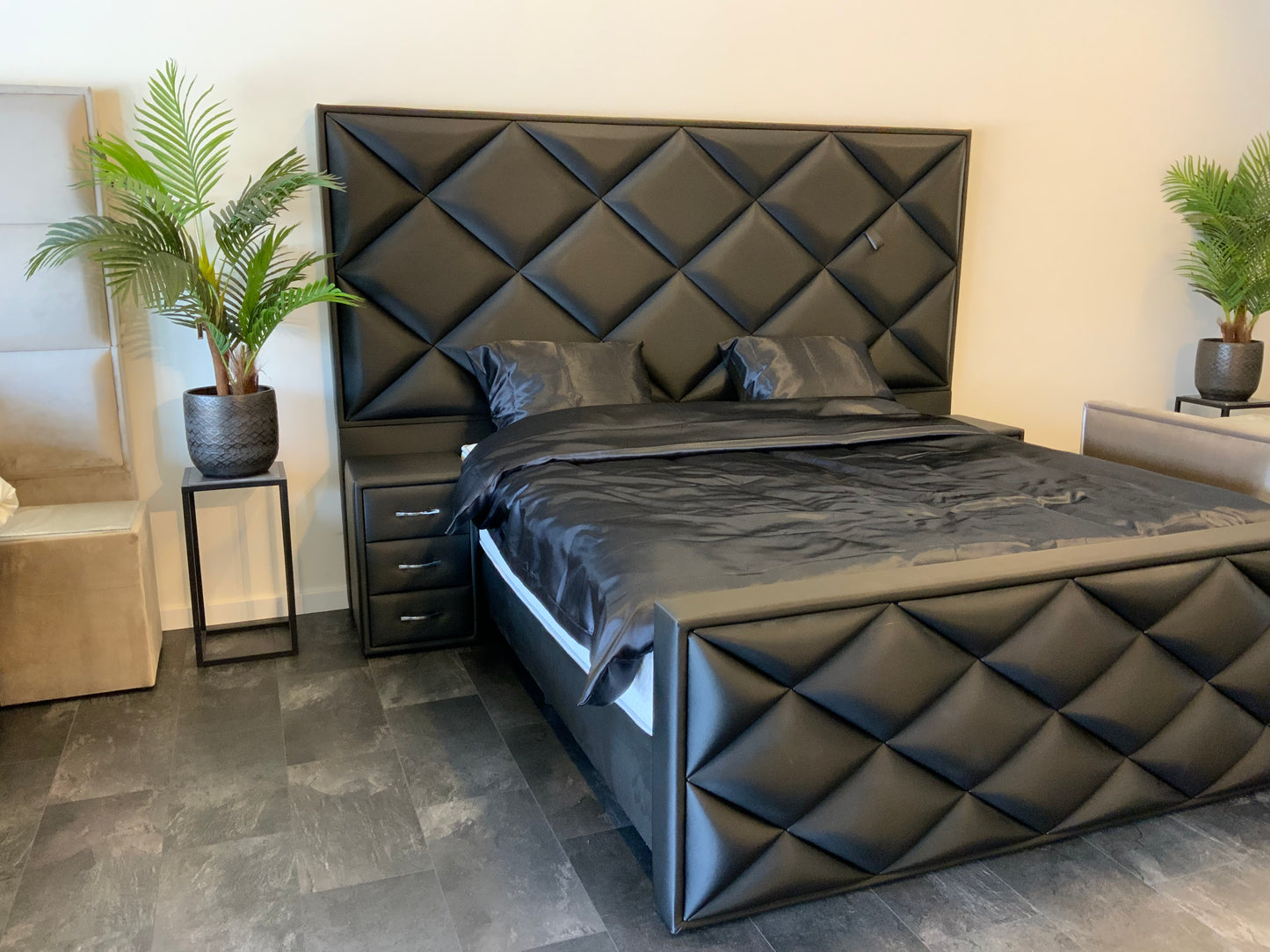 Mega boxspring Imperial XL 180 x 200 Zwart Leder